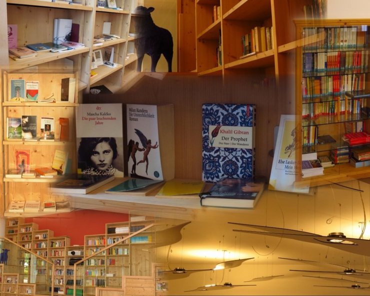 Bücher in der Bibliothek des Maria-Hueber-Gymnasiums