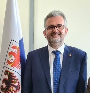 Generalsekretär Michael Mayr